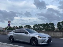 Lexus ES 300h Edition - фото 4