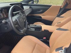 Lexus ES 300h Edition - фото 5
