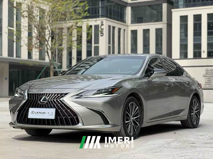 Lexus ES 300h Edition