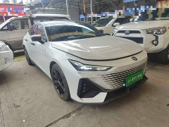 Changan UNI-V 1.5T premium - фото 4