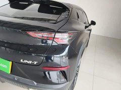 Changan UNI-T 1.5T Premium - фото 8