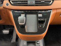 Hongqi HQ9 PHEV 2.0T AWD Business Edition - фото 15