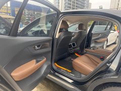 Hongqi E-QM5 2021 Charging Qixiang Edition - фото 9
