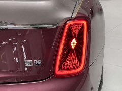 Hongqi Golden Sunflower Guoya 4.0T V8 version - фото 8
