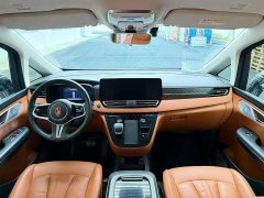 Hongqi HQ9 PHEV 2.0T AWD Business Edition - фото 7