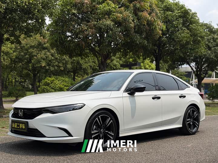 Style Stylish 2023 HATCHBACK 240TURBO CVT Fantasy Night Luxury Edition - автомобиль из Китая