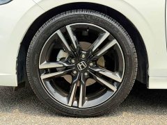 Style Stylish 2023 HATCHBACK 240TURBO CVT Fantasy Night Luxury Edition - фото 19