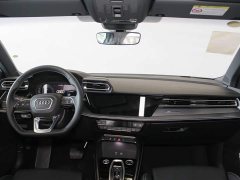 Audi A3 A3L Limousine 35TFSI Flying Spur Exclusive - фото 9