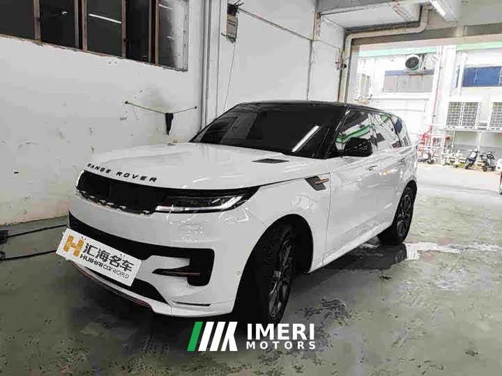 Land Rover 400PS Dynamic SE - автомобиль из Китая