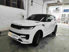 Land Rover 400PS Dynamic SE - фото 1