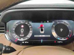 Land Rover 400PS Dynamic SE - фото 8