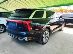 Hongqi E-HS9 690km flagship version six seats - фото 7