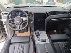 Hongqi HS7 PHEV 2.0T PHEV four-wheel drive flag collar version 6 seats - фото 10