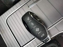 Hongqi HS7 PHEV 2.0T PHEV four-wheel drive flag collar version 6 seats - фото 9