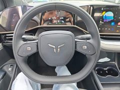 Hongqi EH7 640 four-wheel drive smart version - фото 11