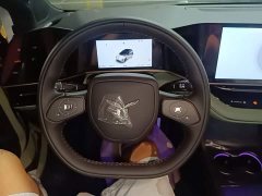 Hongqi EH7 2025 690 Smart Select Edition - фото 11