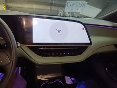 Hongqi EH7 2025 690 Smart Select Edition - фото 13