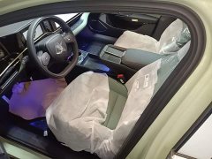 Hongqi EH7 2025 690 Smart Select Edition - фото 15