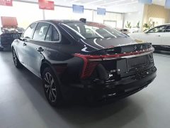 Hongqi H5 PHEV 130 Hybrid Edition - фото 5