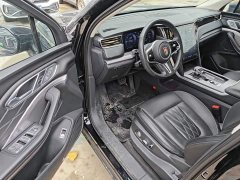 Hongqi HS7 PHEV 2.0T PHEV four-wheel drive Qichang version 6 seats - фото 16