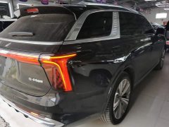 Hongqi E-HS9 690km flagship version six seats - фото 8