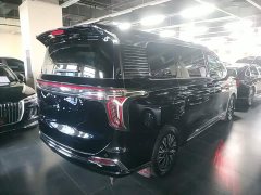 Hongqi HQ9 PHEV 2.0T four-wheel drive luxury version - фото 7