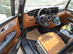 Hongqi HQ9 PHEV 2.0T AWD Business Edition - фото 16