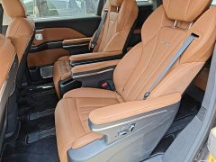 Hongqi HQ9 PHEV 2.0T AWD Business Edition - фото 17