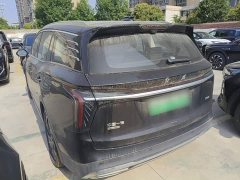 Hongqi HS7 PHEV 2.0T PHEV four-wheel drive Qichang version 6 seats - фото 5