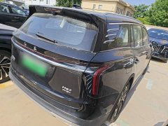 Hongqi HS7 PHEV 2.0T PHEV four-wheel drive Qichang version 7 seats - фото 7