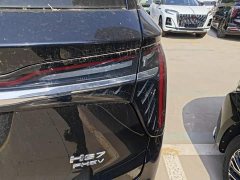 Hongqi HS7 PHEV 2.0T PHEV four-wheel drive Qichang version 7 seats - фото 8