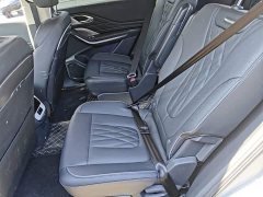 Hongqi HS7 PHEV 2.0T PHEV four-wheel drive flag collar version 6 seats - фото 17