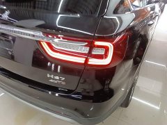 Hongqi HS7 2.0T DCT two-wheel drive Zhilian Qichang version, seven seats - фото 8