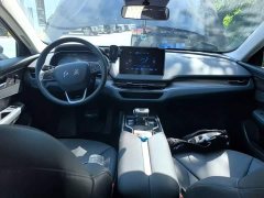 Hongqi E-QM5 2023 facelift basic travel version - фото 10