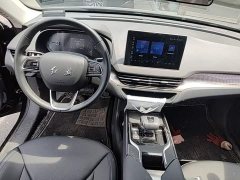 Hongqi E-QM5 2023 basic travel version - фото 10