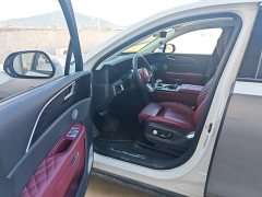 Hongqi E-HS9 660km flag collar version four seats - фото 16