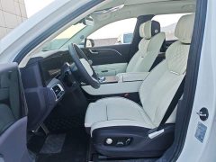 Hongqi E-HS9 660km flag collar version four seats - фото 15