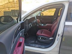 Hongqi E-HS9 660km flag collar version four seats - фото 16