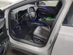 Hongqi EH7 760 Pro four-wheel drive version - фото 16