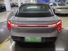 Hongqi EH7 760 Pro four-wheel drive version - фото 6