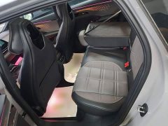 Hongqi EH7 760 Pro four-wheel drive version - фото 17