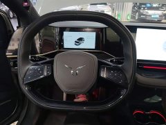 Hongqi EH7 760 Pro four-wheel drive version - фото 11