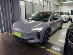 Hongqi EH7 760 Pro four-wheel drive version - фото 2