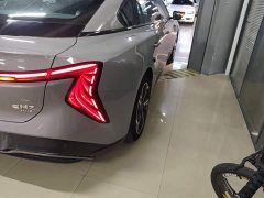 Hongqi EH7 760 Pro four-wheel drive version - фото 8