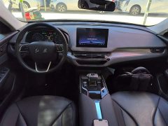 Hongqi E-QM5 facelift basic travel version - фото 10