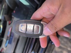 Hongqi E-QM5 facelift basic travel version - фото 9