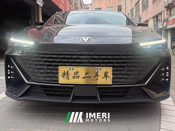 Changan UNI-V 1.5T premium - автомобиль из Китая