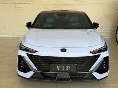 Changan UNI-V 1.5T premium - фото 2