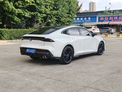 Changan UNI-V 1.5T premium - фото 8