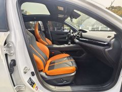 Changan UNI-V 1.5T noble sports - фото 12